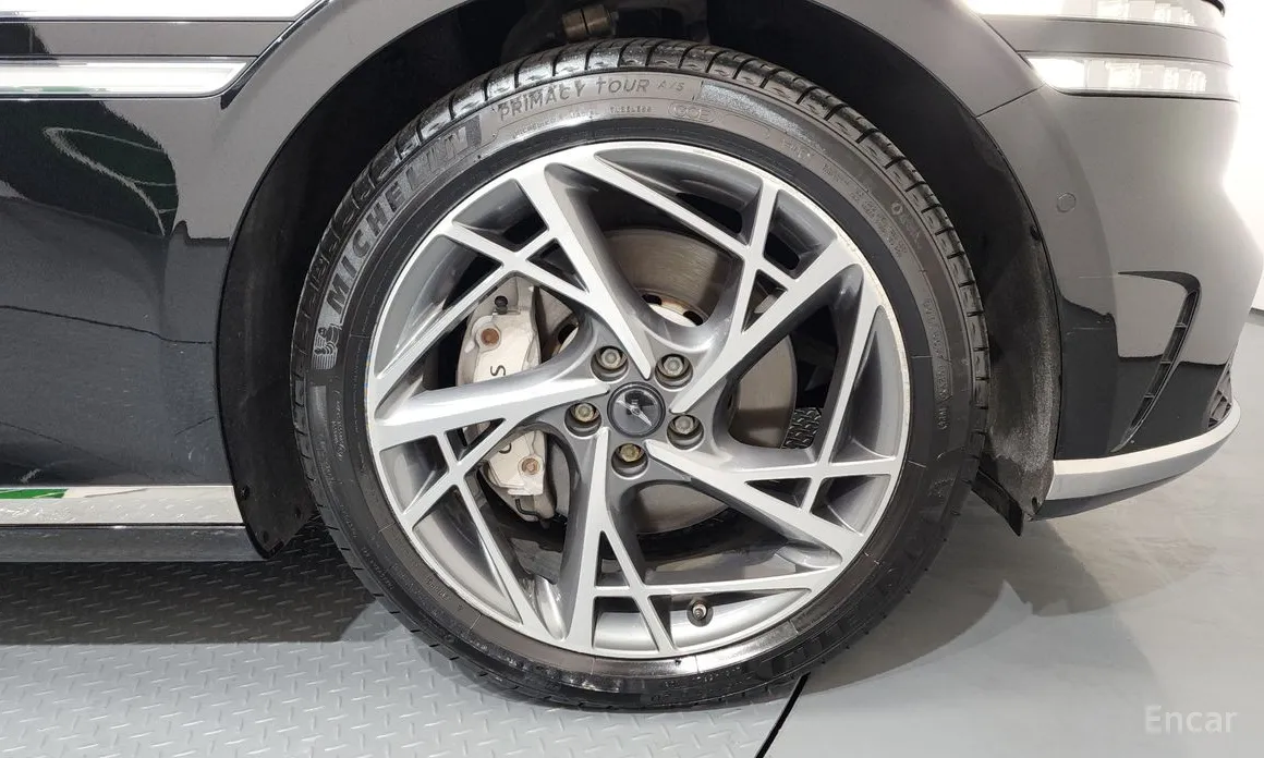 Фото 5 - Genesis G90