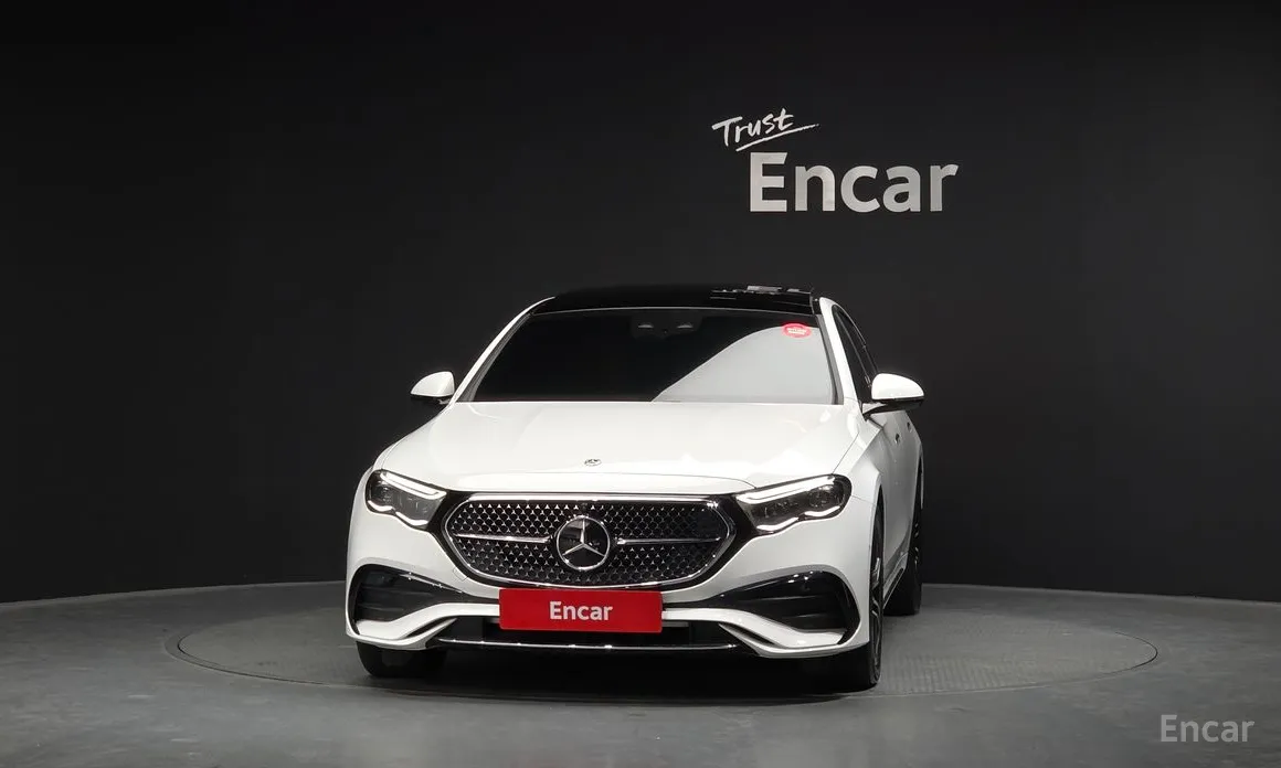 Фото 3 - Mercedes-Benz E-Class