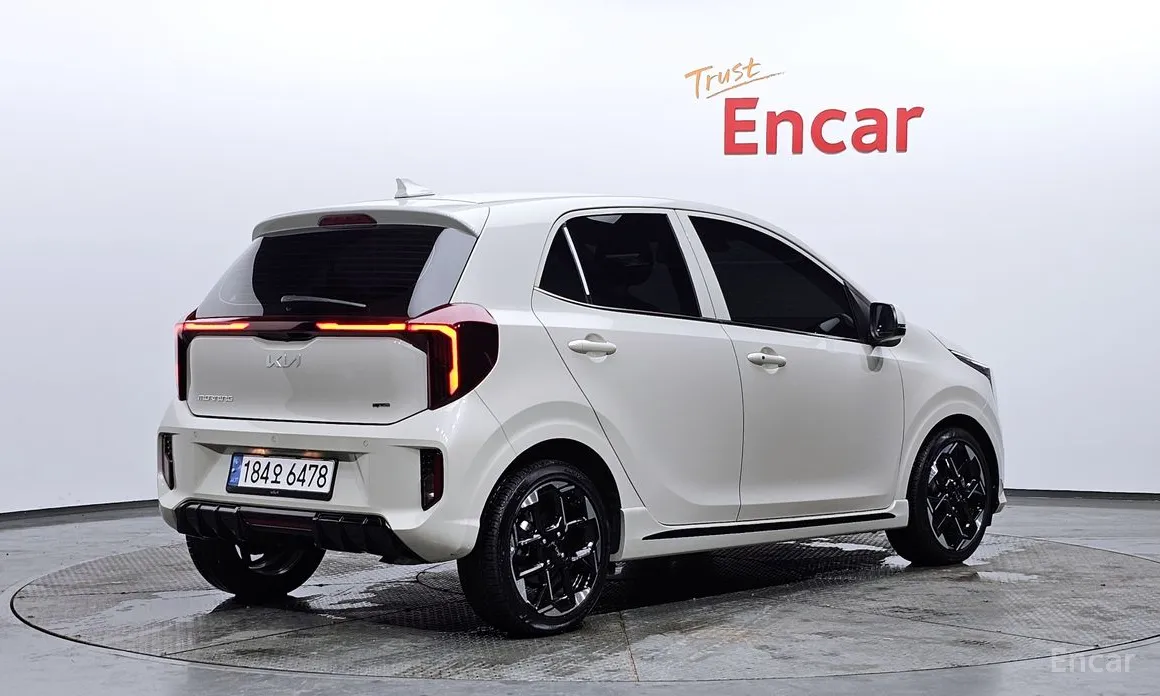 Фото 2 - Kia Morning