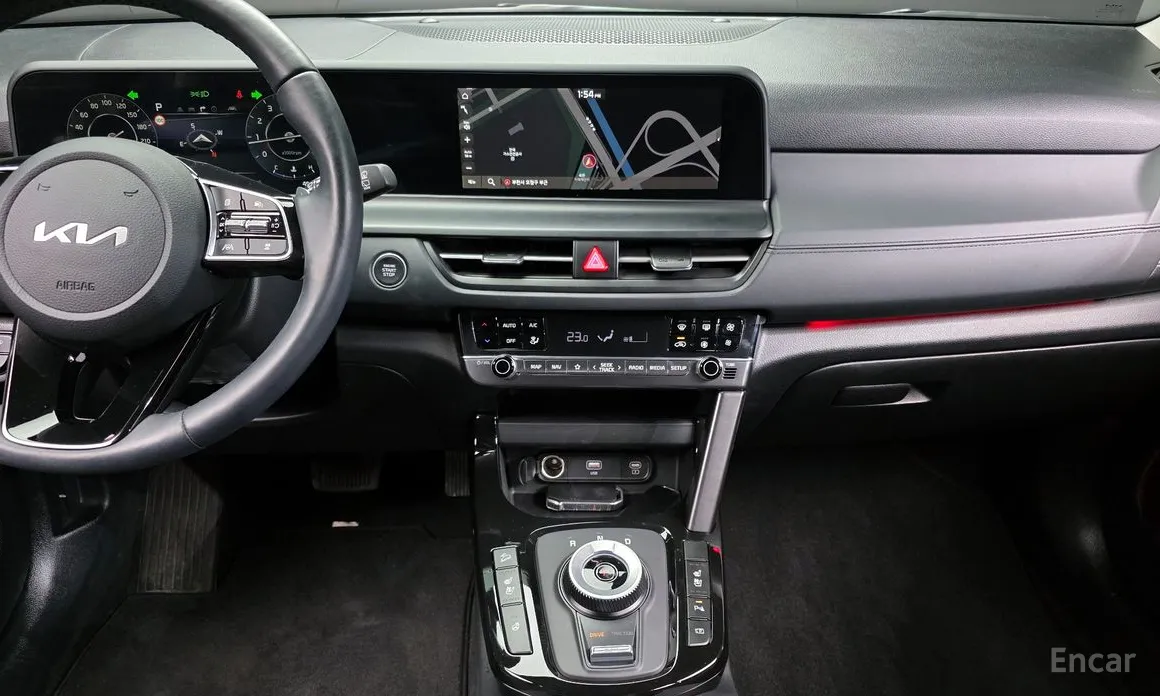 Фото 14 - Kia Seltos