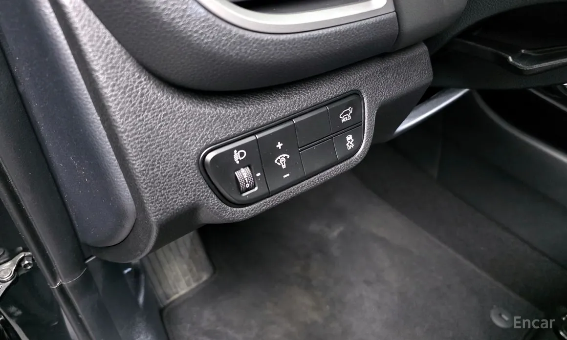 Фото 18 - Kia Seltos