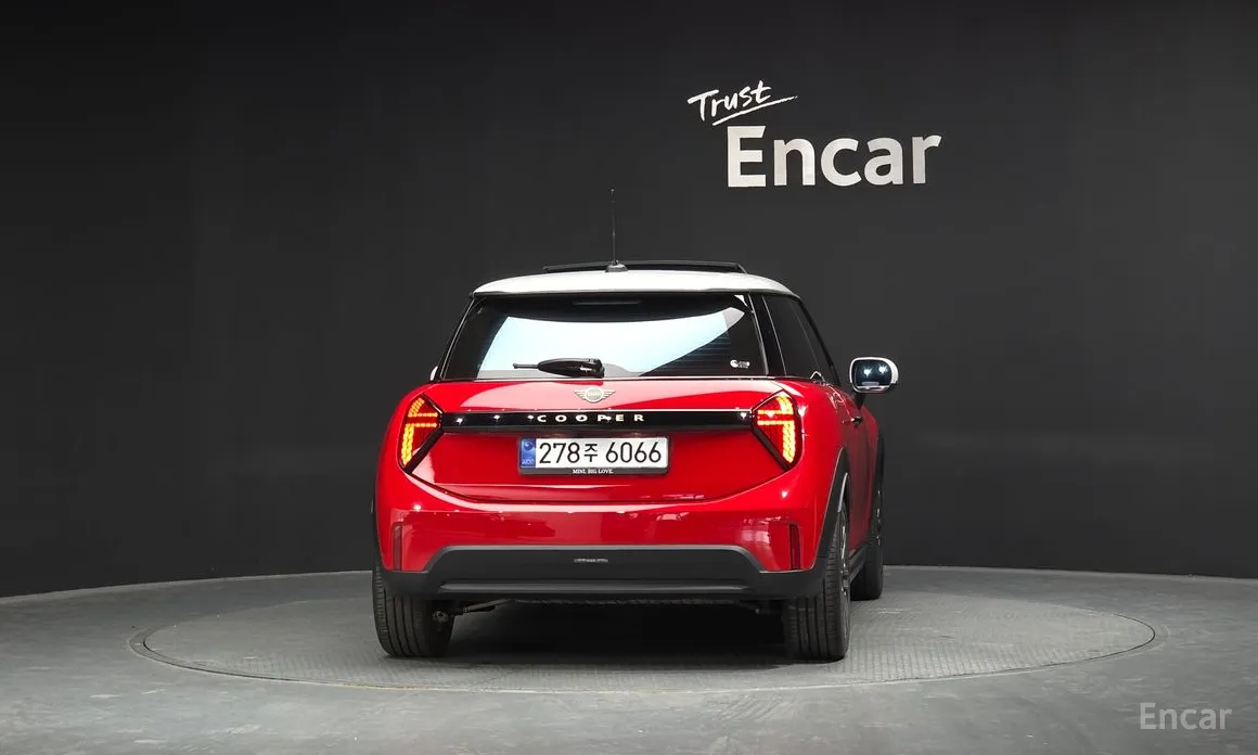 Фото 4 - Mini Cooper