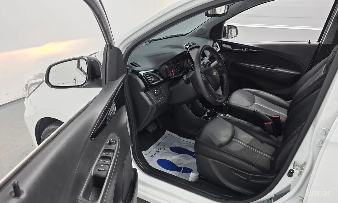 Фото 11 - Chevrolet Spark