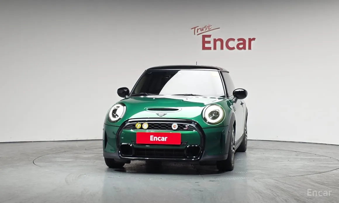 Фото 3 - Mini Cooper