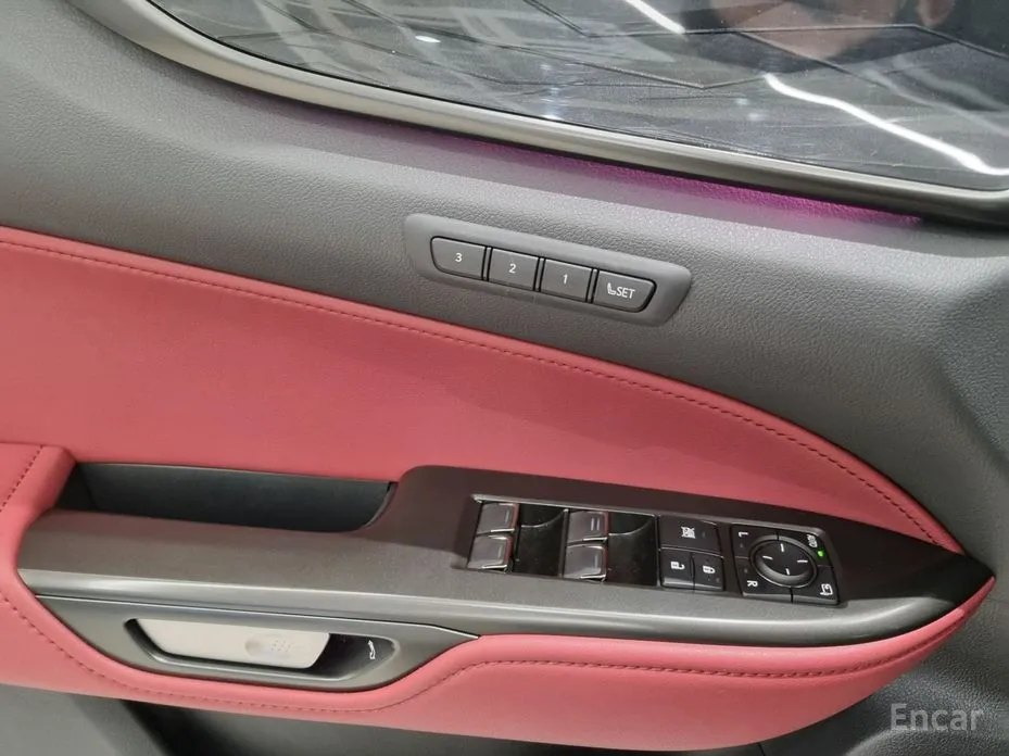 Фото 12 - Lexus NX