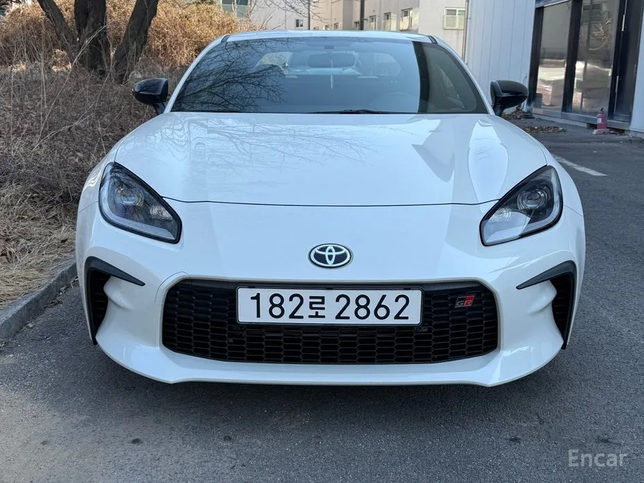 Фото 1 - Toyota 86