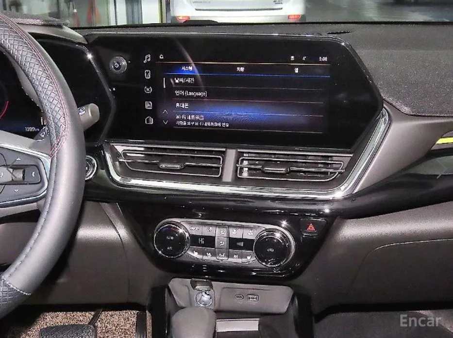 Фото 11 - Chevrolet Trax