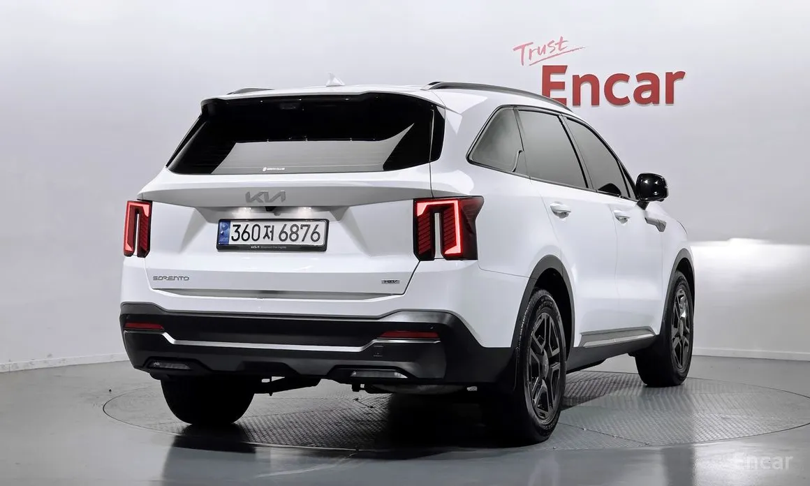 Фото 2 - Kia Sorento