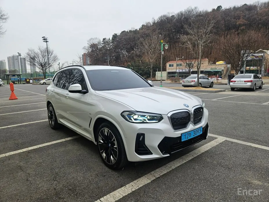 Фото 3 - BMW iX3