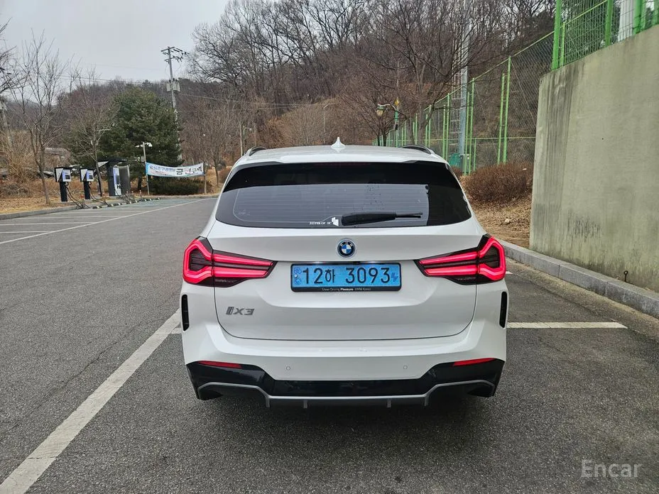 Фото 4 - BMW iX3