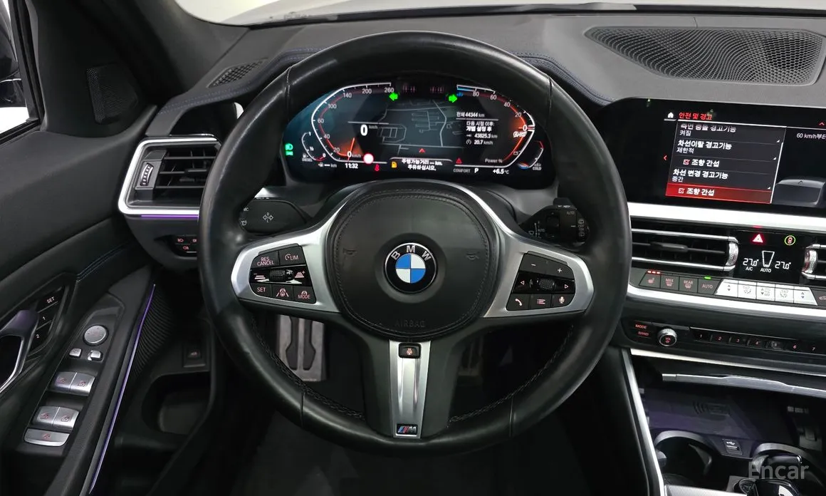 Photo 14 - BMW 3 Series