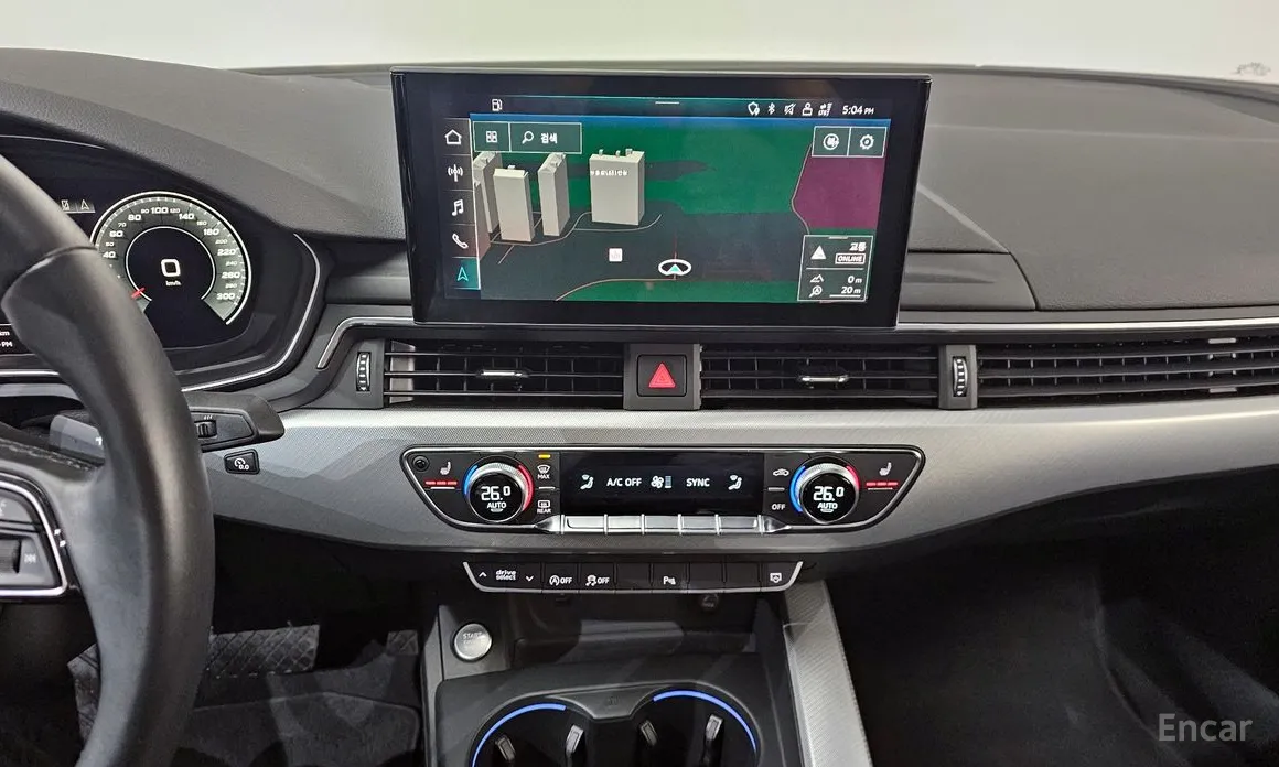 Фото 14 - Audi A4