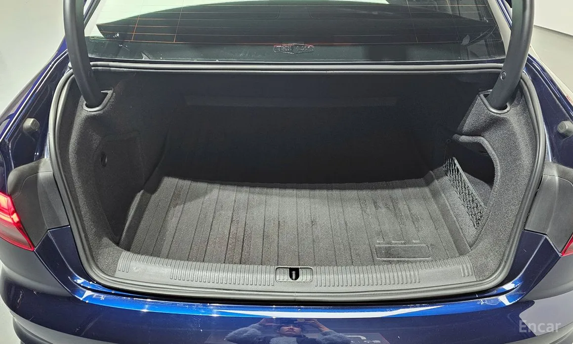 Фото 20 - Audi A4