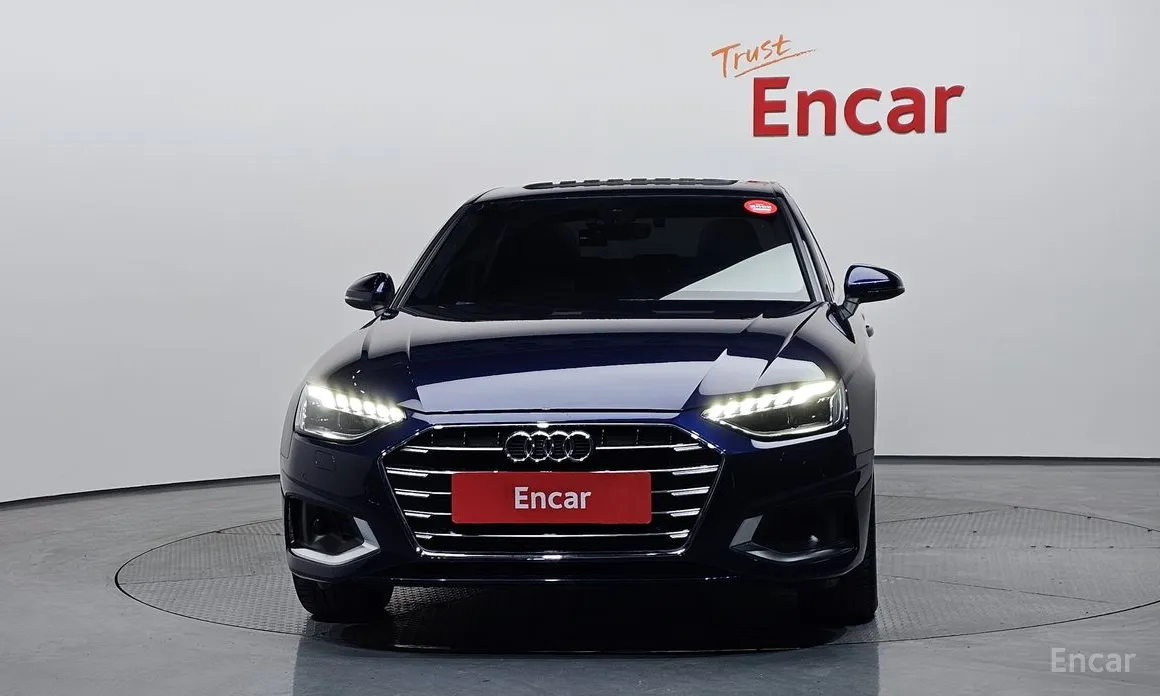 Фото 3 - Audi A4