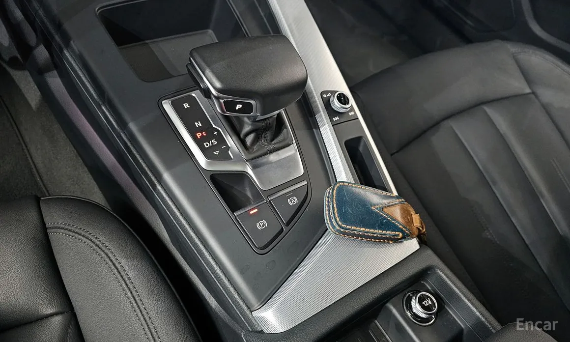 Фото 9 - Audi A4