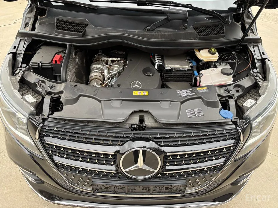 Фото 5 - Mercedes-Benz V-Class