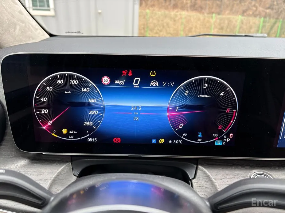 Фото 7 - Mercedes-Benz V-Class