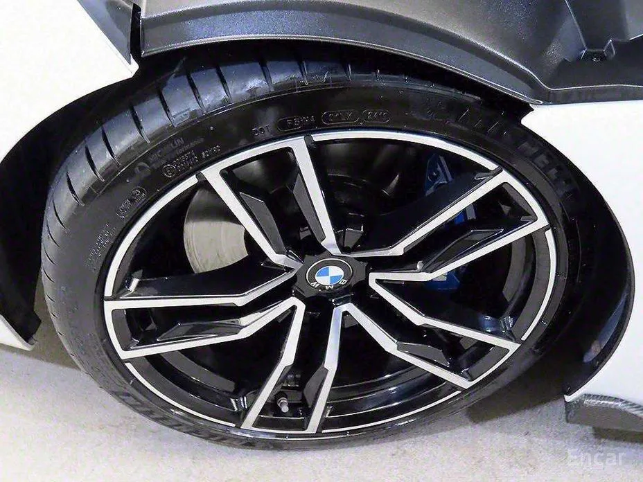 Фото 19 - BMW Z4