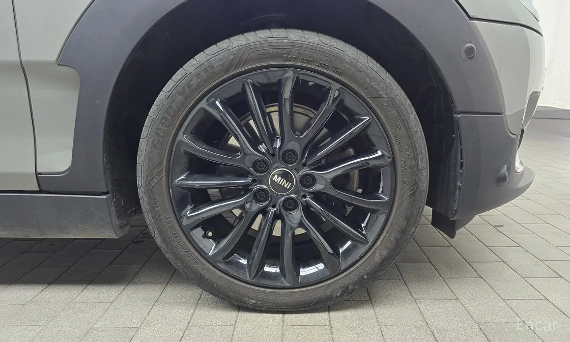 Фото 5 - Mini Clubman