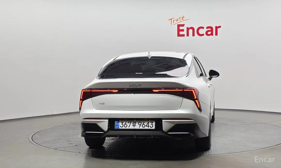 Фото 4 - Kia K5