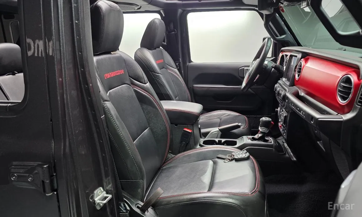 Фото 10 - Jeep Wrangler