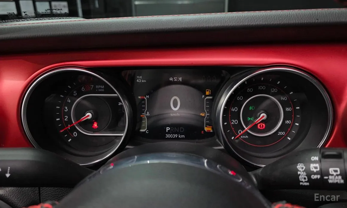 Фото 8 - Jeep Wrangler