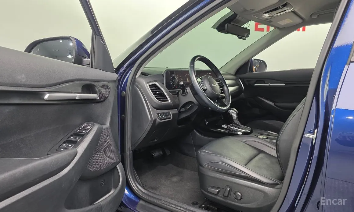 Фото 11 - Kia Seltos