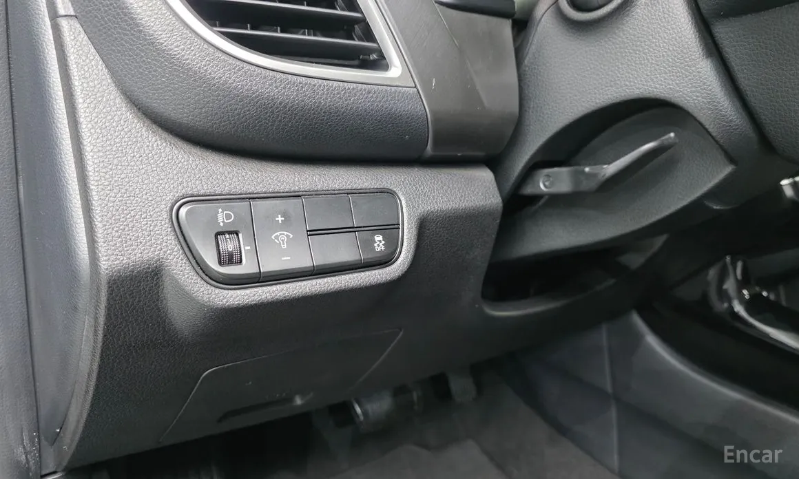 Фото 13 - Kia Seltos