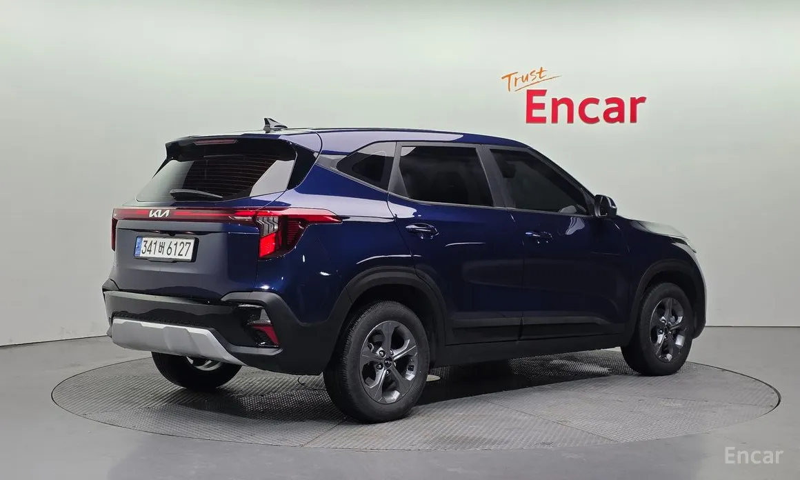 Фото 2 - Kia Seltos