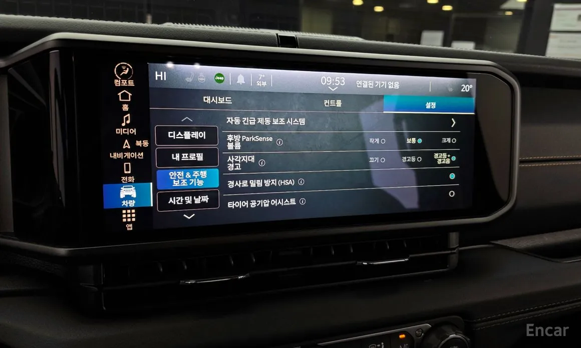 Фото 16 - Jeep Wrangler