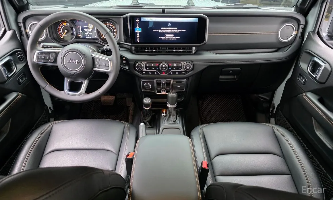 Фото 7 - Jeep Wrangler