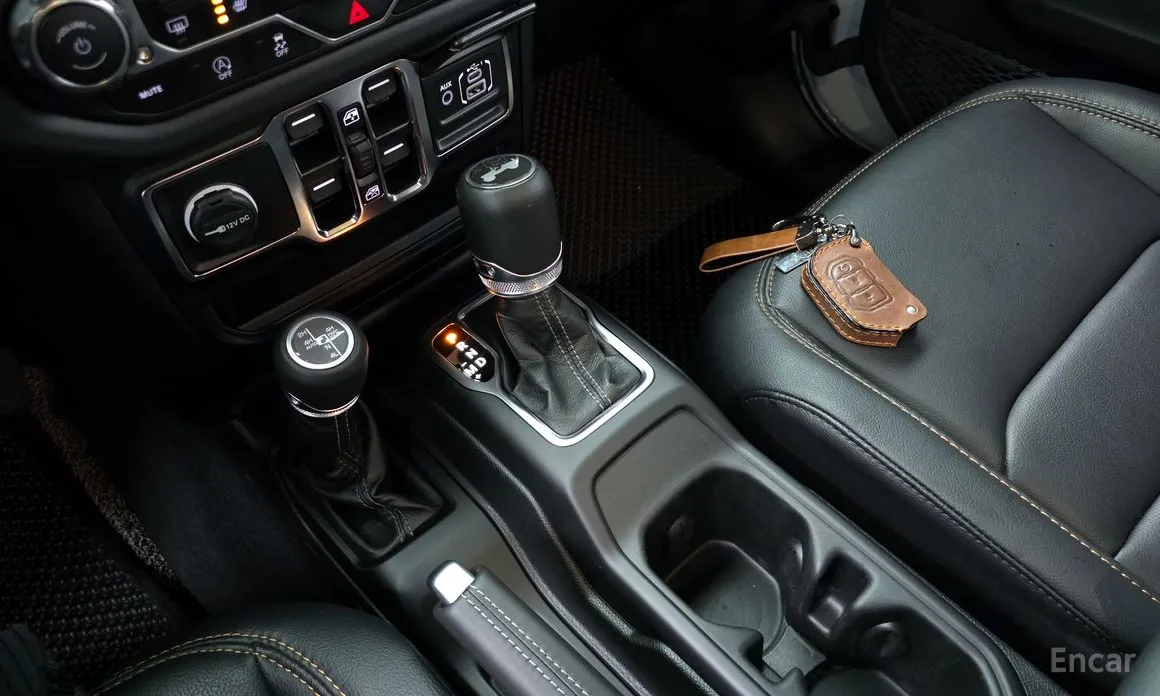 Фото 9 - Jeep Wrangler