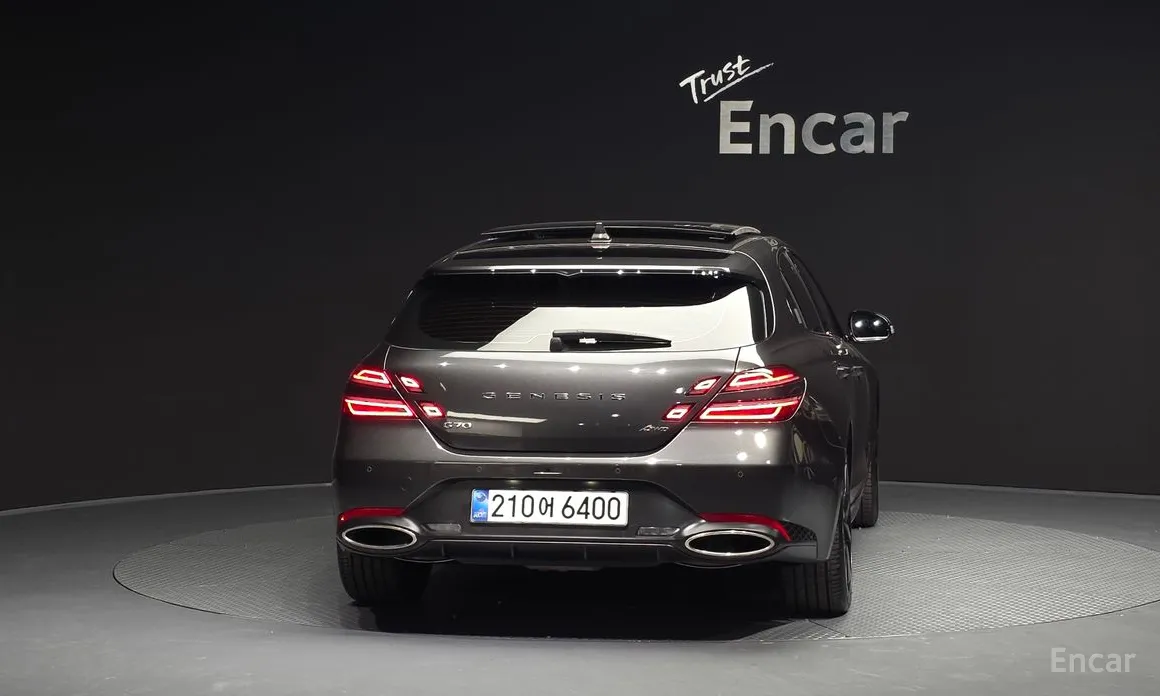 Фото 4 - Genesis G70