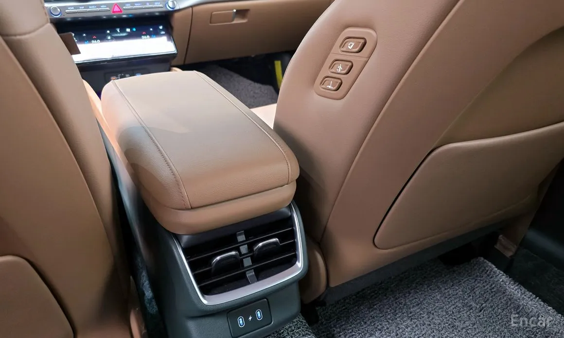 Фото 17 - Hyundai Grandeur