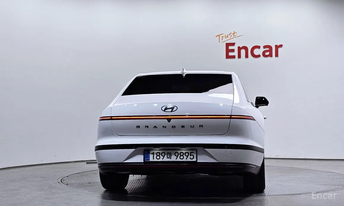 Фото 4 - Hyundai Grandeur