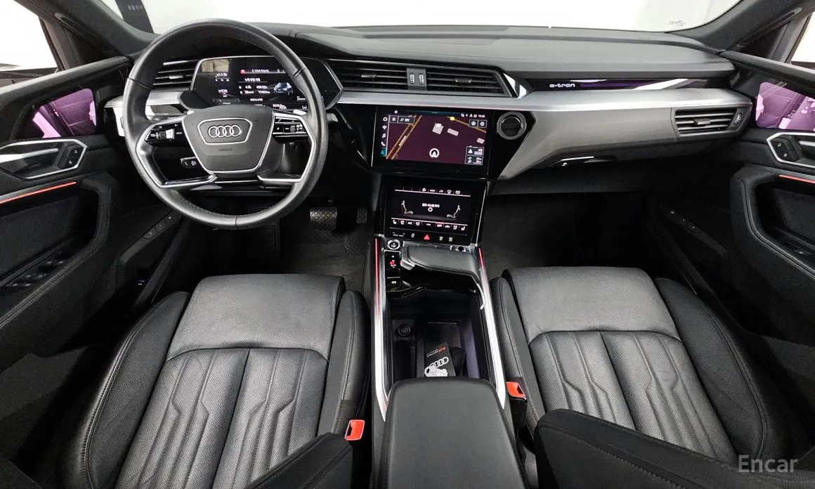 Фото 7 - Audi e-tron