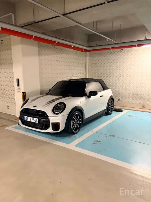 Фото 1 - Mini Cooper Convertible