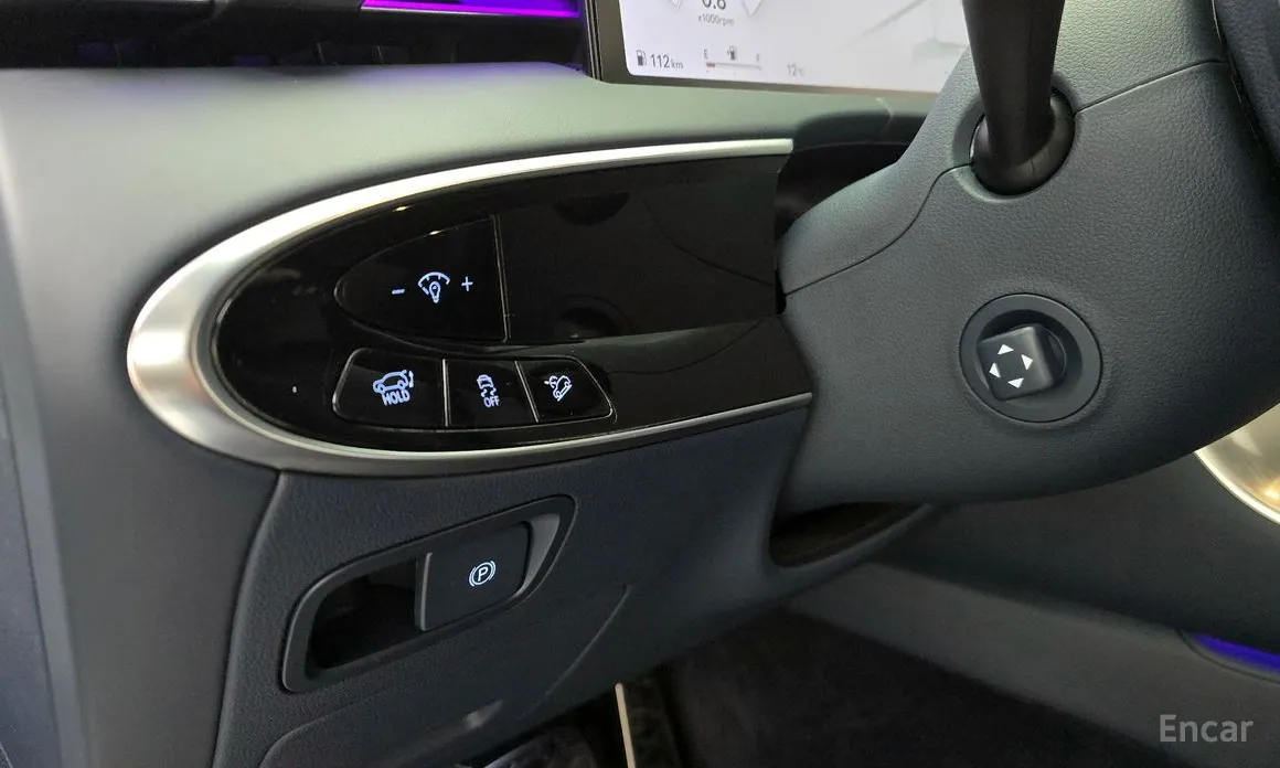 Фото 18 - Genesis GV70