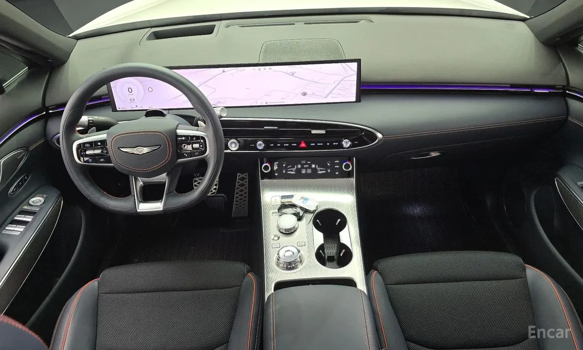 Фото 7 - Genesis GV70