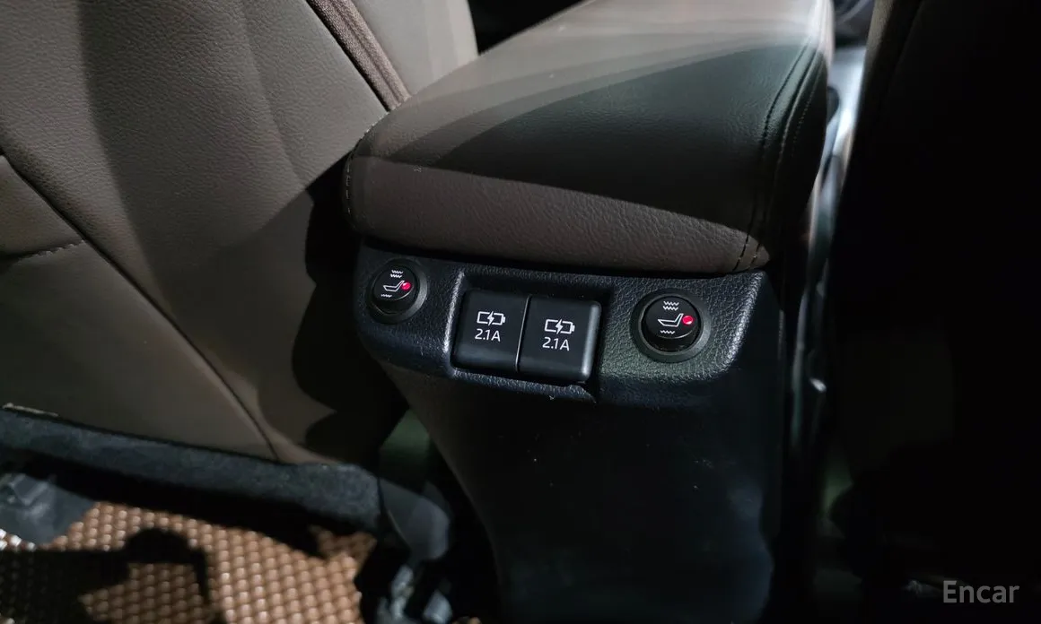 Фото 17 - Toyota Prius