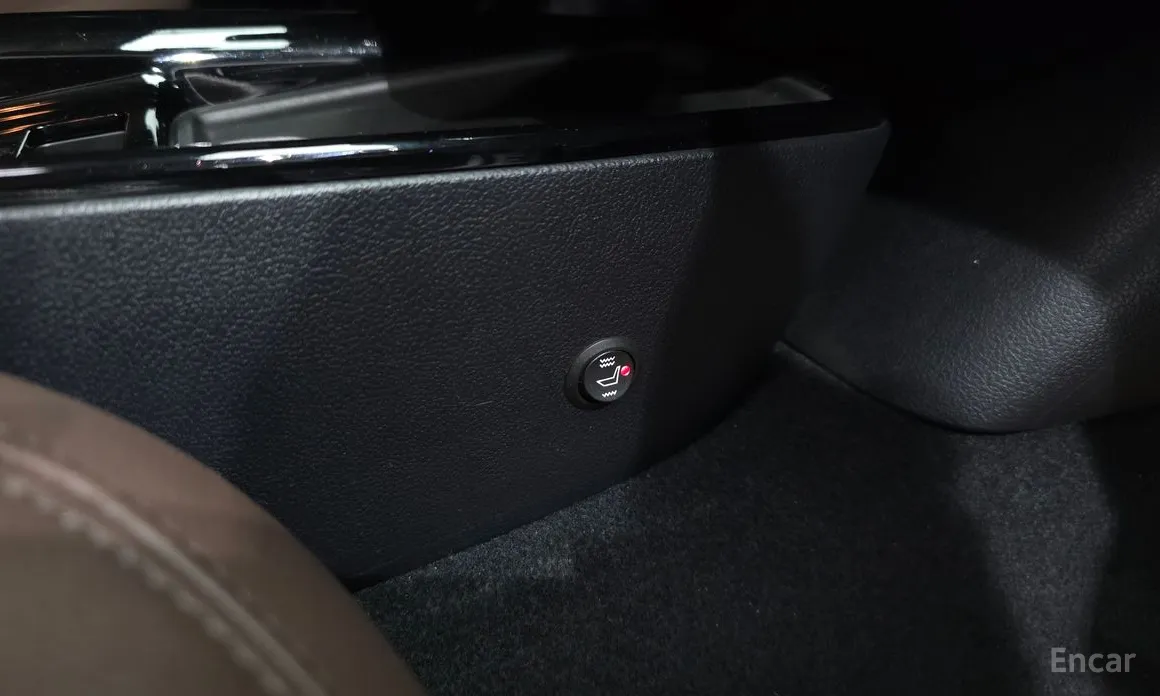 Фото 18 - Toyota Prius