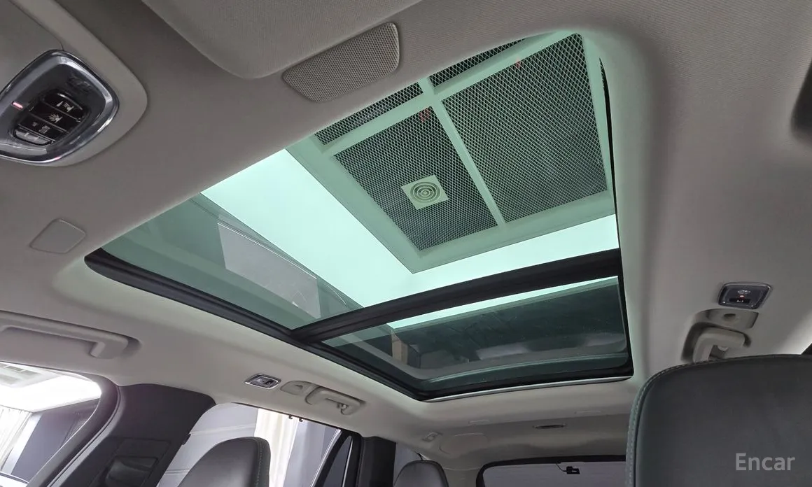 Фото 18 - Volvo XC90