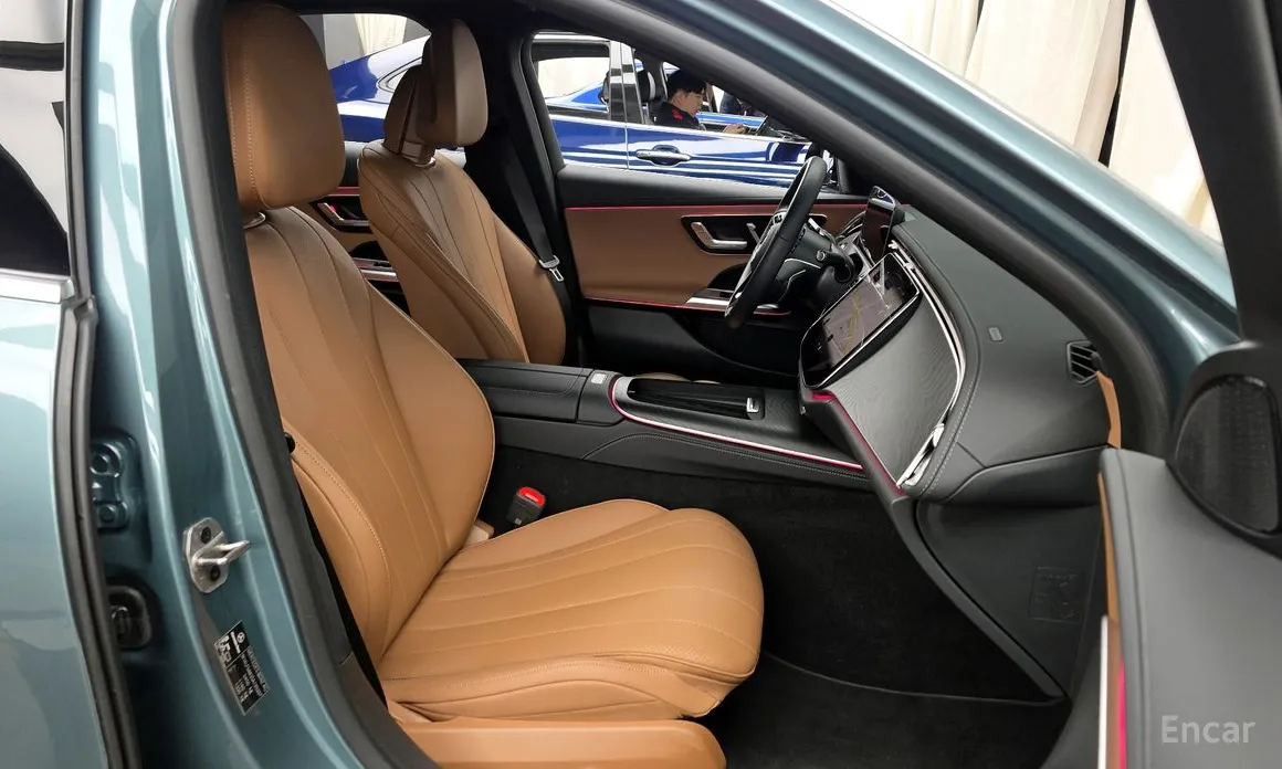 Фото 11 - Mercedes-Benz E-Class