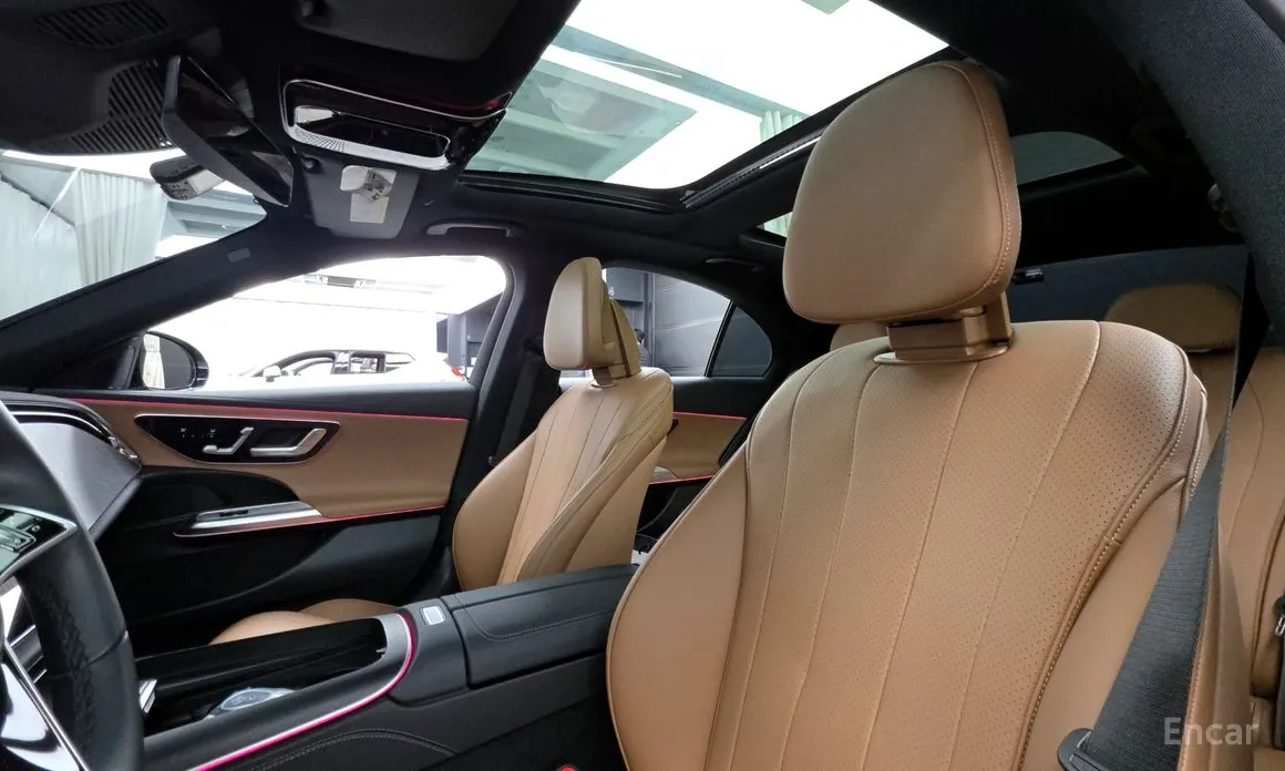 Фото 19 - Mercedes-Benz E-Class