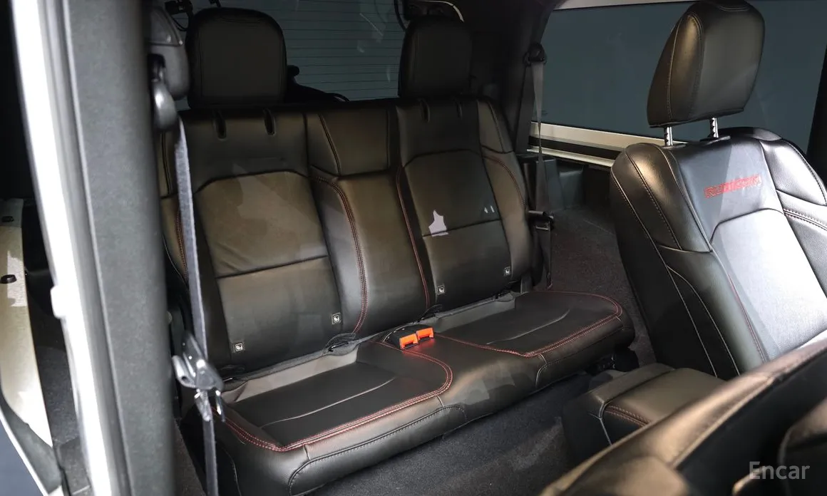 Фото 12 - Jeep Wrangler