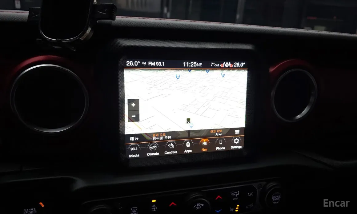 Фото 14 - Jeep Wrangler