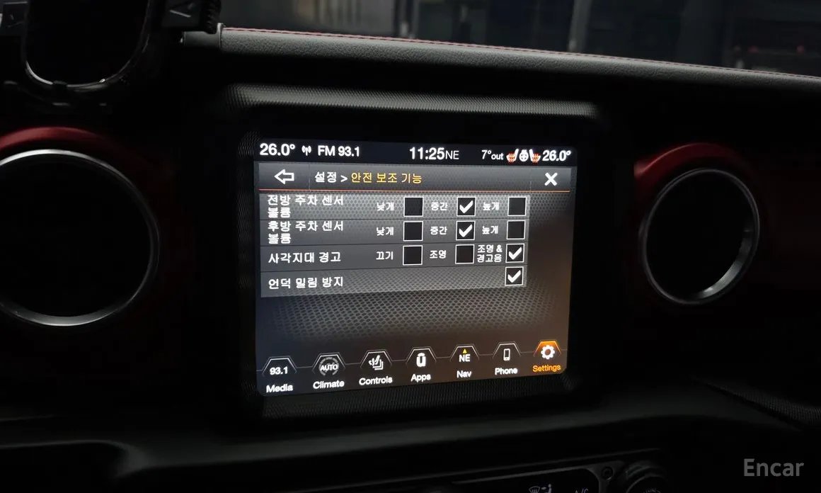 Фото 16 - Jeep Wrangler