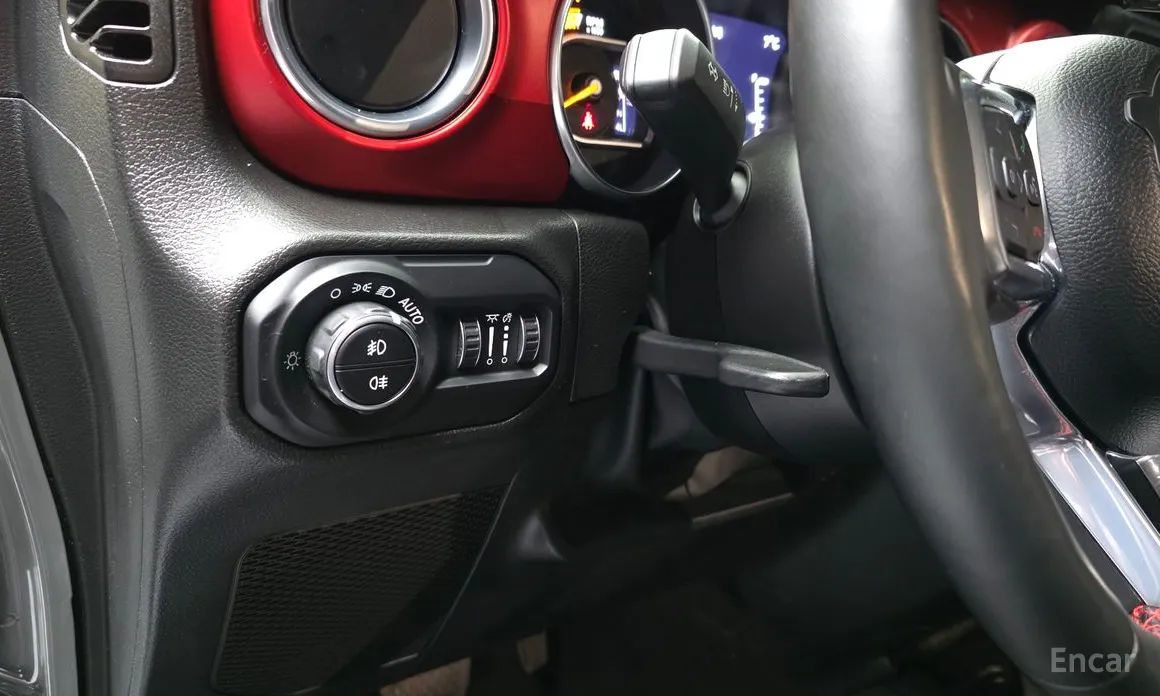 Фото 18 - Jeep Wrangler