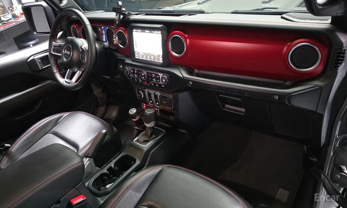 Фото 7 - Jeep Wrangler