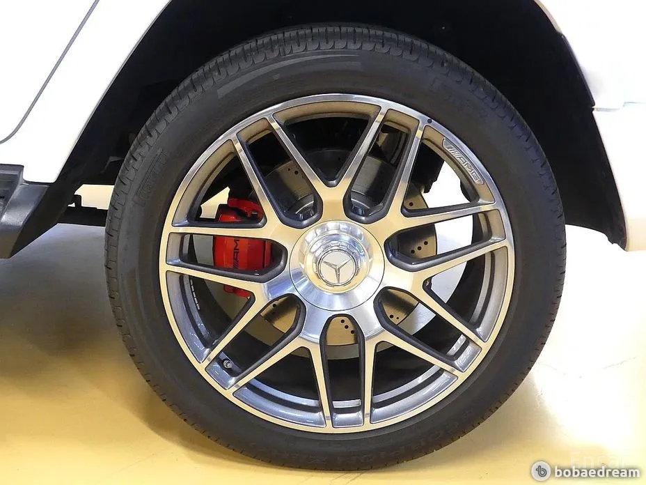 Фото 9 - Mercedes-Benz G-Class